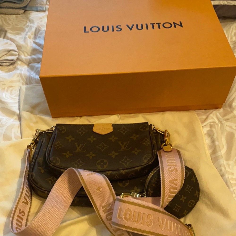 Louis Vuitton Multi Pochette